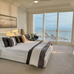 Carmel By The Sea Gold Coast